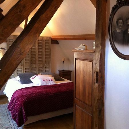 Chambres D'Hotes La Levriere Saint-Denis-le-Ferment Ruang foto