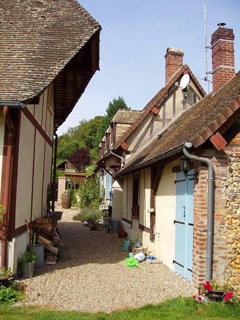 Chambres D'Hotes La Levriere Saint-Denis-le-Ferment Bagian luar foto